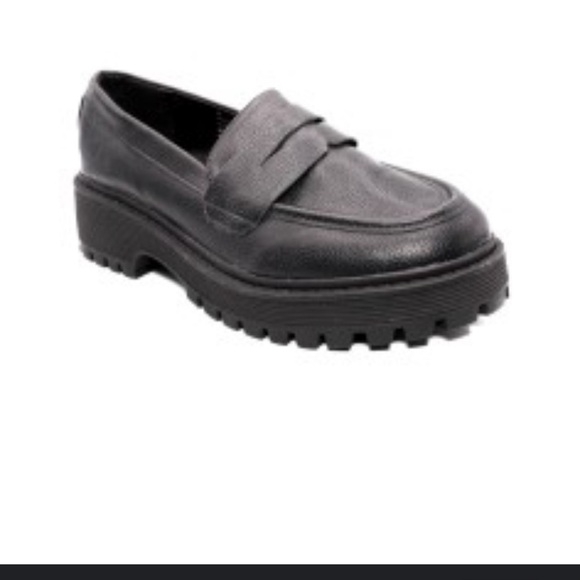 Sincerely Jules Black Rocker Loafers - Picture 2 of 7